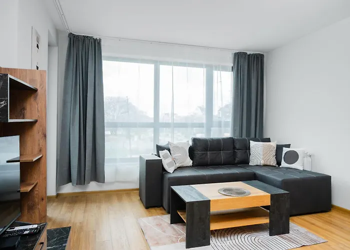 アパート Modern With Balcony