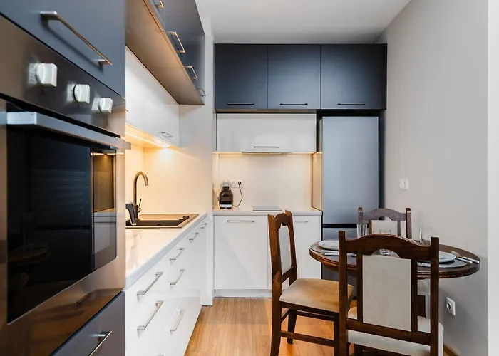 Modern With Balcony * ソフィア